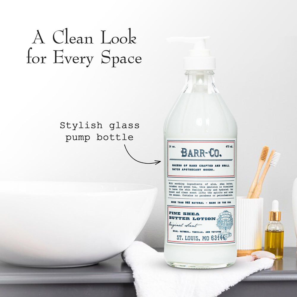 Gift-ready glass bottle adds elegance to skincare shelf.