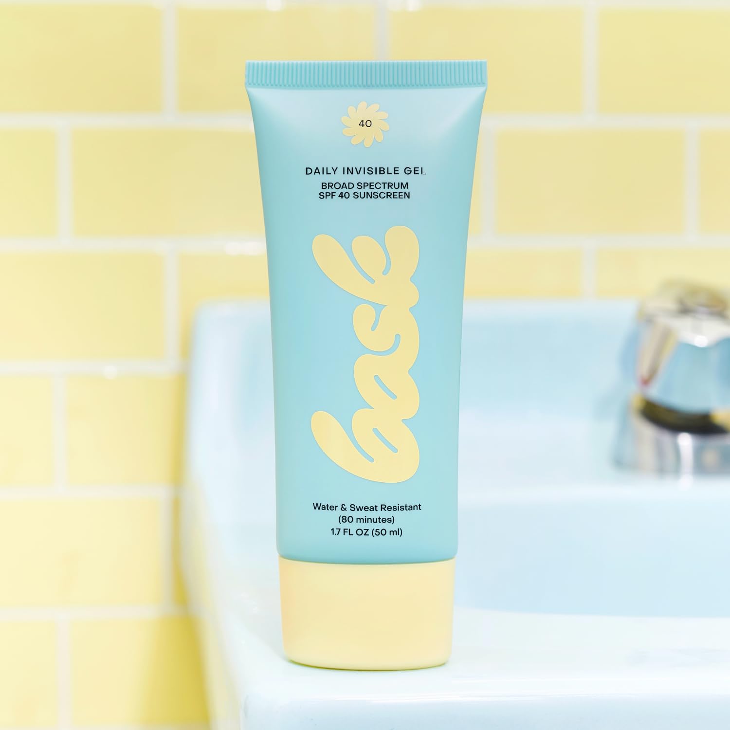 Broad-spectrum SPF 40 coverage illustrated on product label
