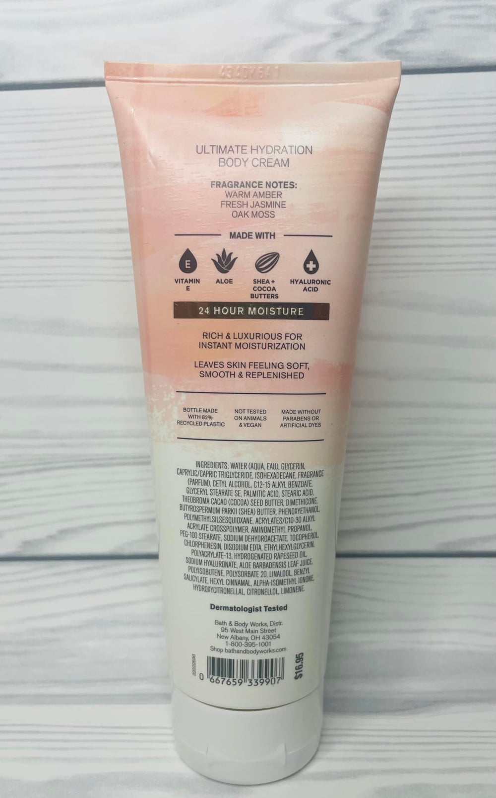 Bath & Body Works Amber Blush swatch on skin showing quick hydration and comfort.