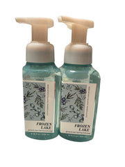 Bath & Body Works Gentle Foaming Hand Soap Frozen Lake bottle closeup highlighting creamy lather and moisture.