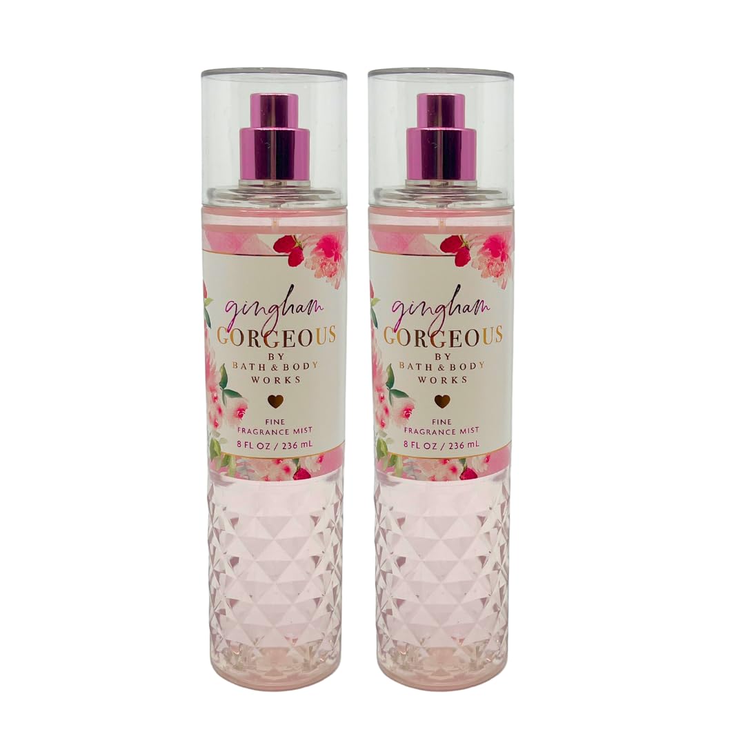 Notes of pink strawberries highlighted in Bath & Body Works Gingham Gorgeous.