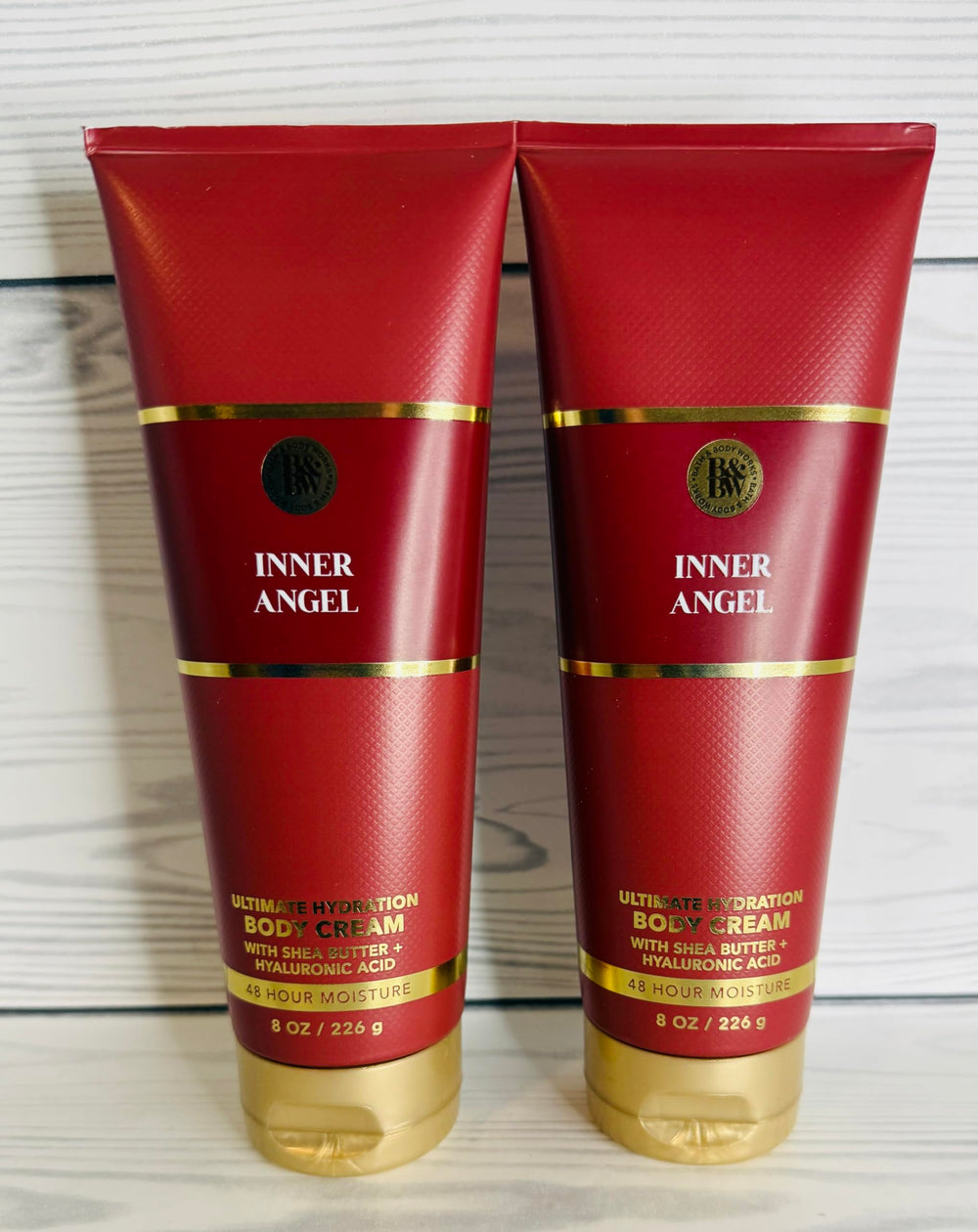 Bath & Body Works Inner Angel cream texture close-up highlights rich, comforting feel for dry skin.