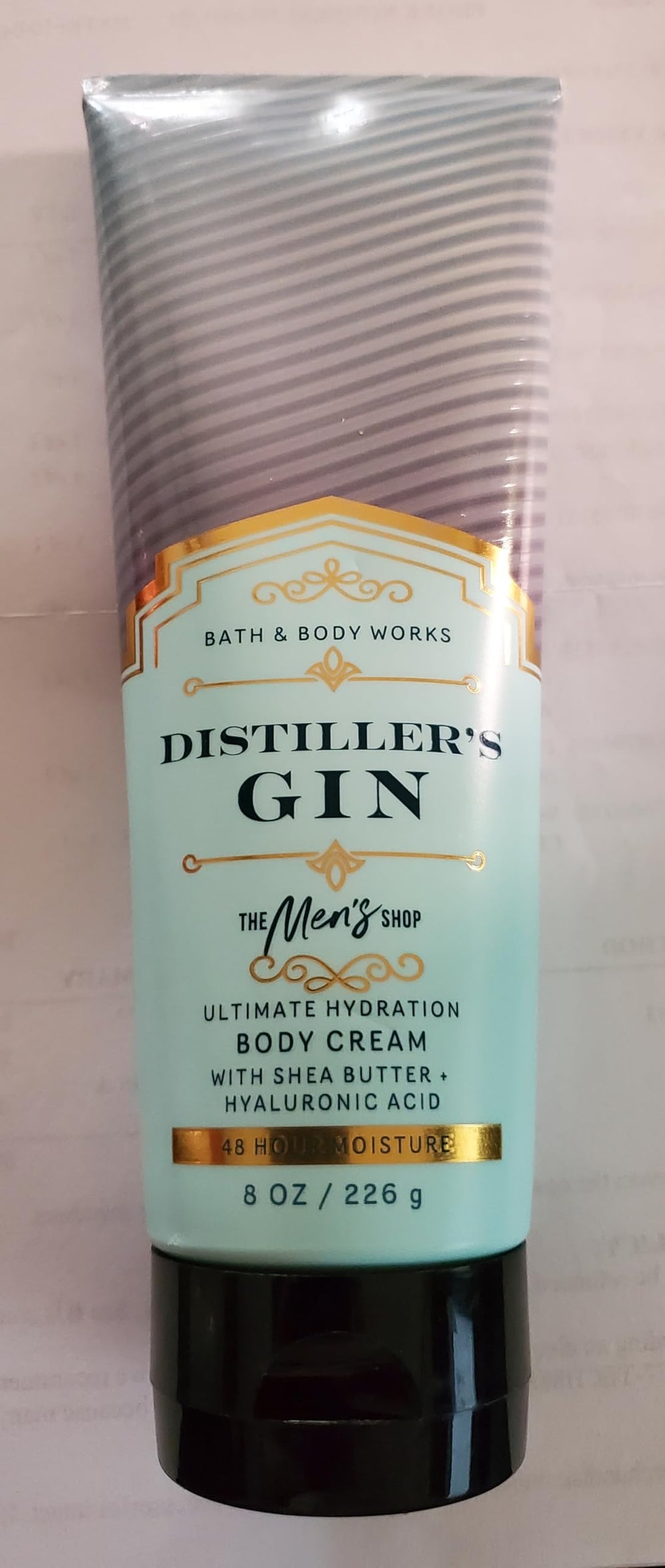 Two jars in hand, easy application and hydration on skin