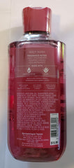 Bath & Body Works Strawberry Snowflakes foam image; luxurious lather for spa-like experience.