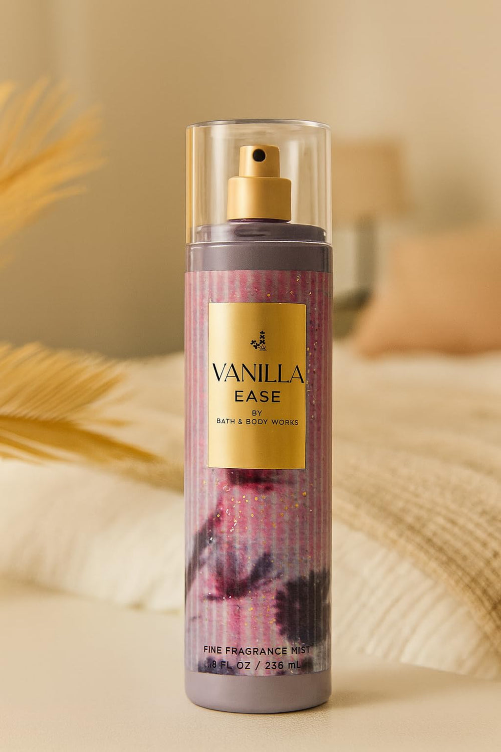 Bath & Body Works Vanilla Ease fragrance mist spray, layering and on-the-go aroma uplift.