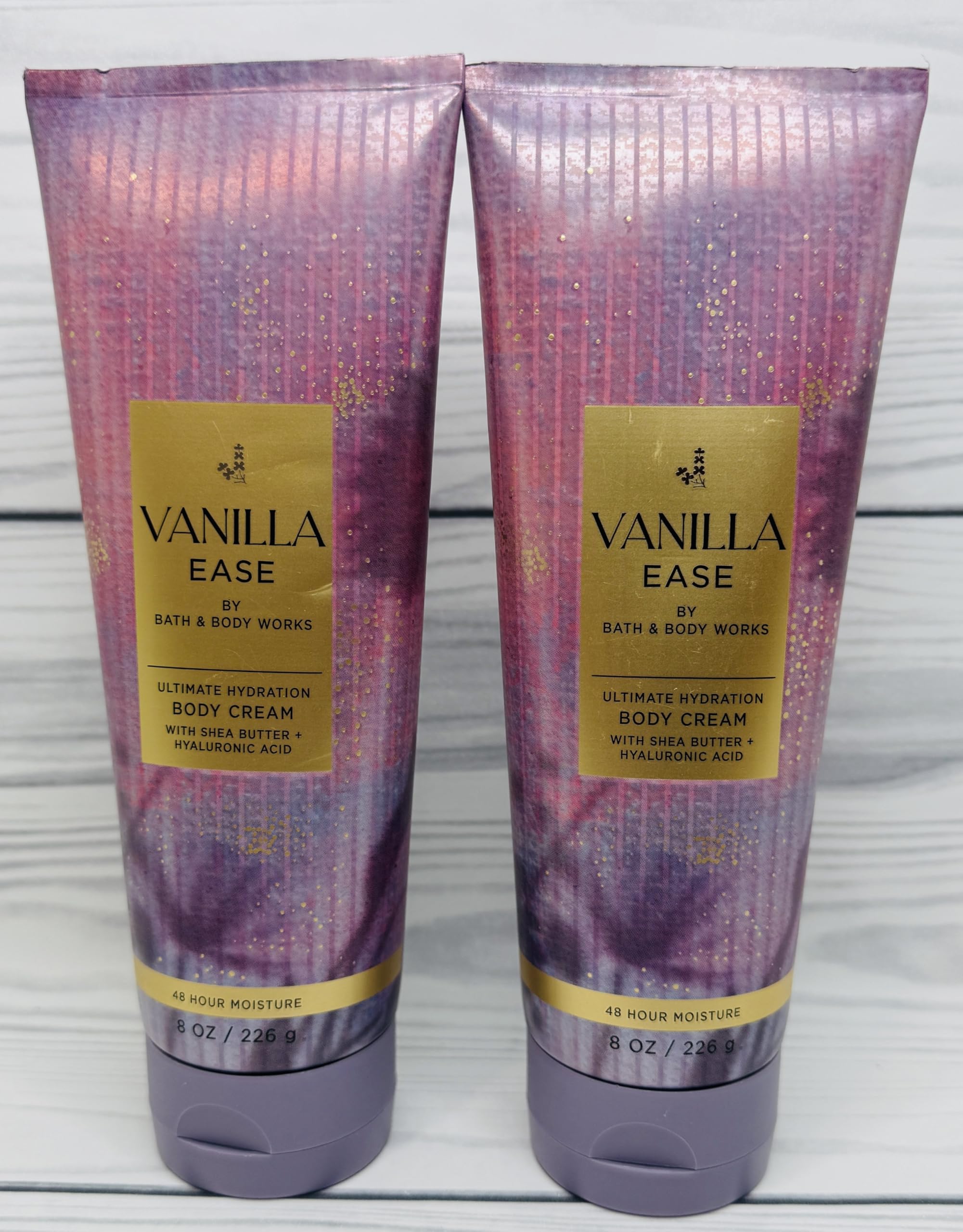 Packaging side view of Bath & Body Works Vanilla Ease Ultimate Hydration Cream pack for gifting
