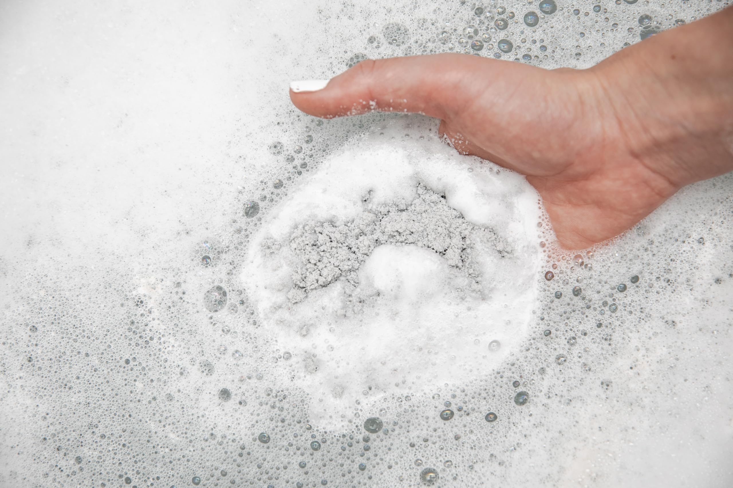 Bathorium Charcoal Garden Detox Crush bath splash suggests revitalizing soak