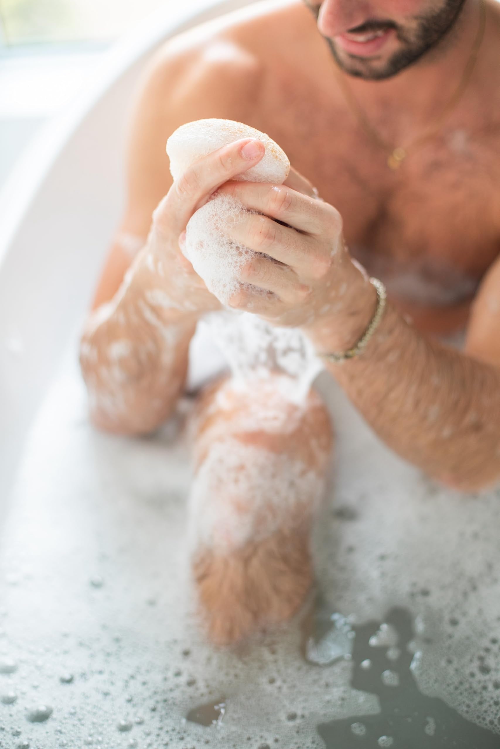 Bathorium Konjac sponge care: hang to dry and replace every 2–3 months.