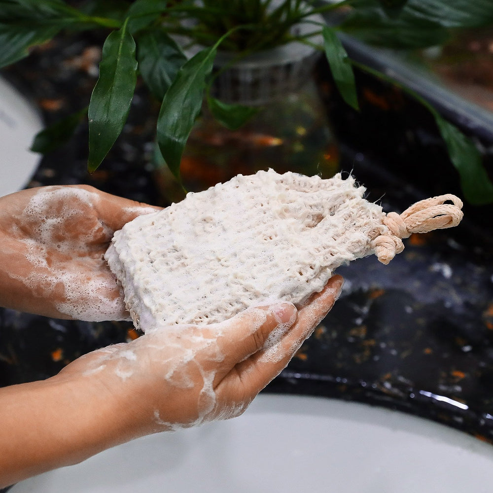 BBTO exfoliating mesh bag texture for a comfortable cleanse