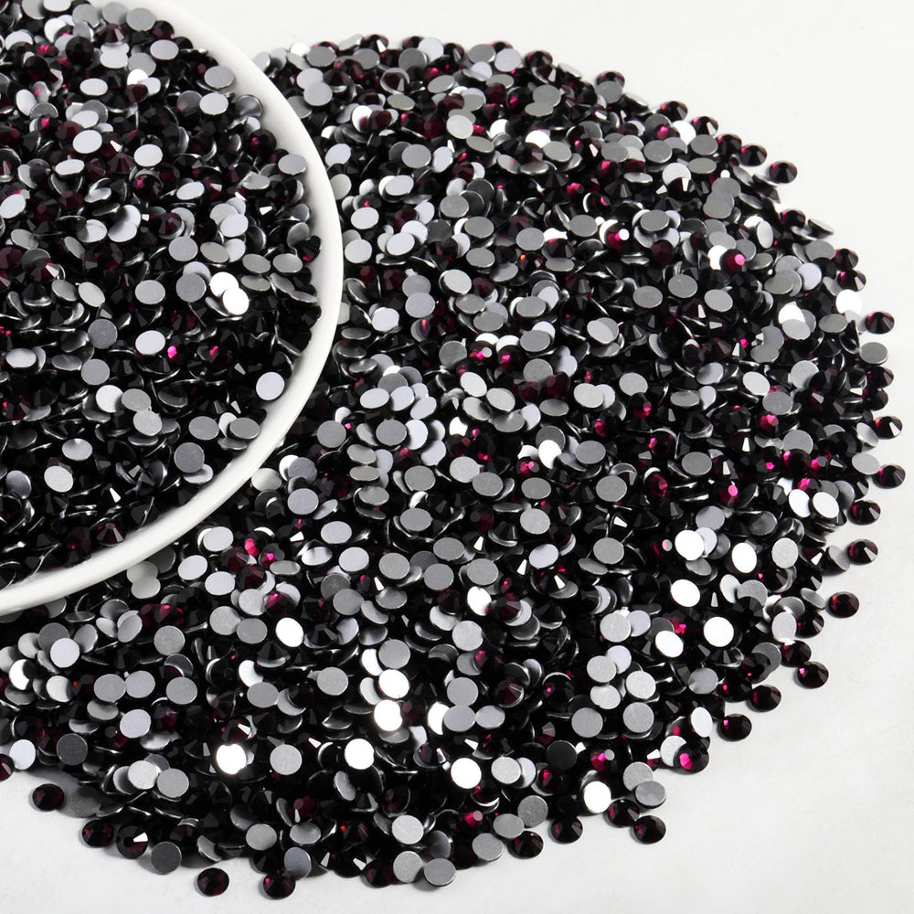 Beadsland Glass rhinestones bulk pack enables DIY glitter accents