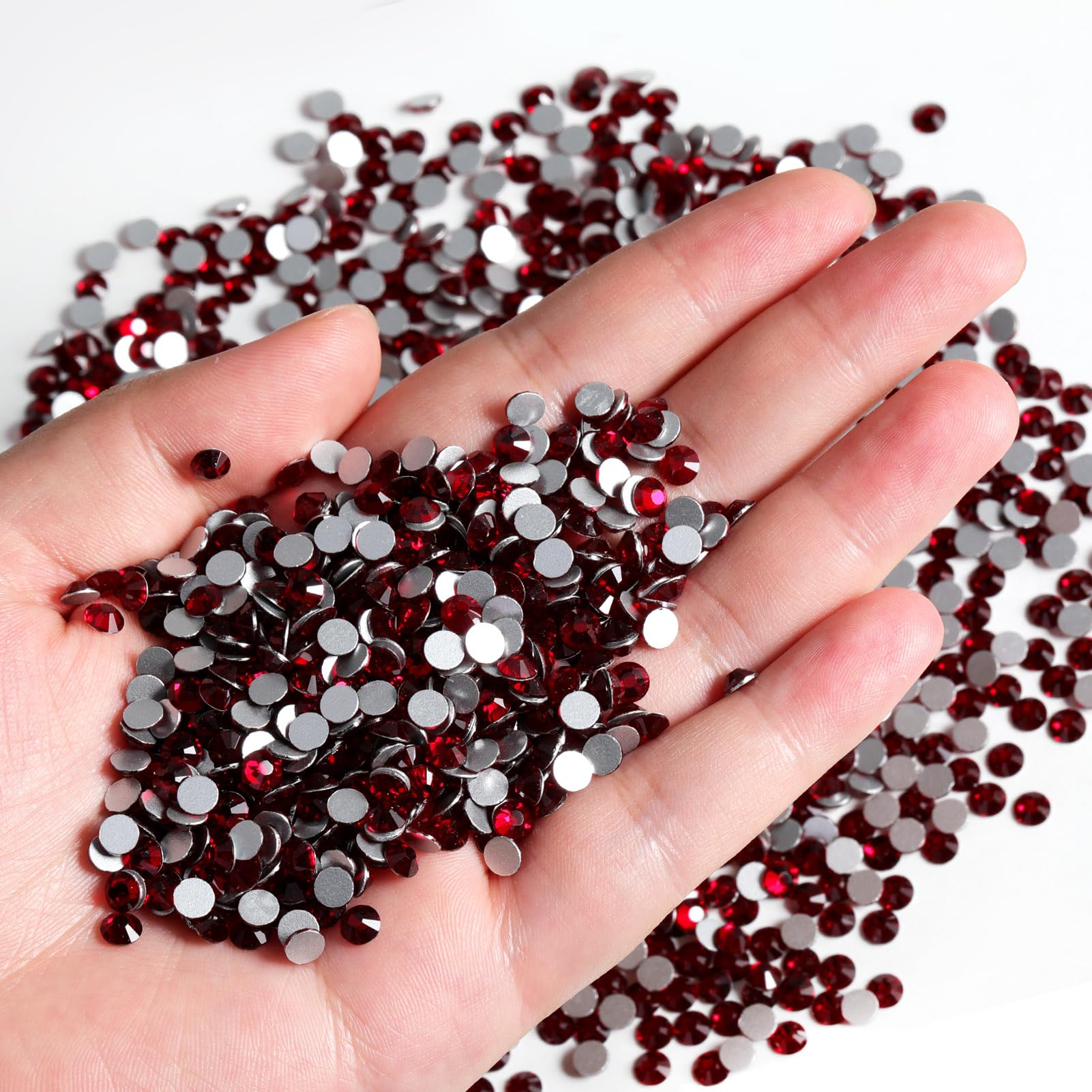 Beadsland rhinestones add glitter to nails and crafts using flatback design