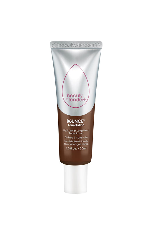 Beautyblender Bounce Liquid Whip bottle close-up highlighting oil-free, long-wear matte coverage.