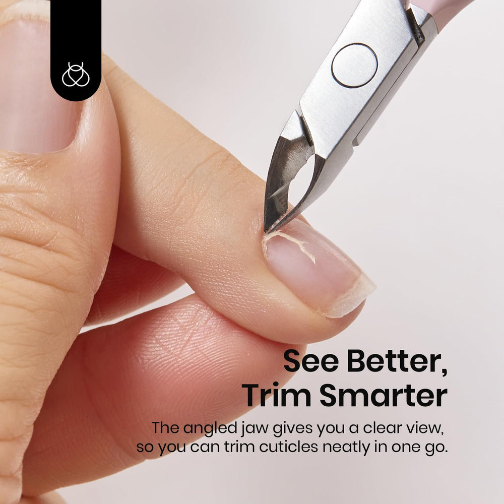 Beetles Cuticle Trimmer beginner-friendly handle supports steady control during cuticle care.