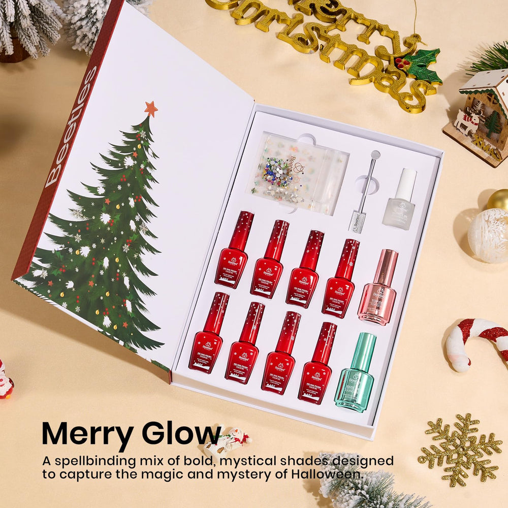 Beetles Merry Glow snow white nails create a crisp winter manicure for fresh looks.