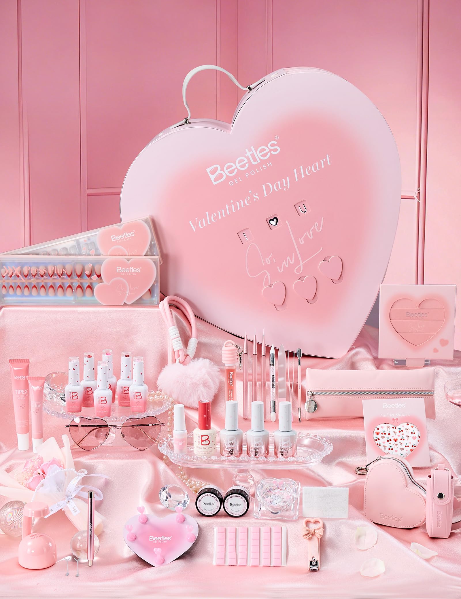 Beetles So In Love rose box showcasing premium Valentine gift packaging