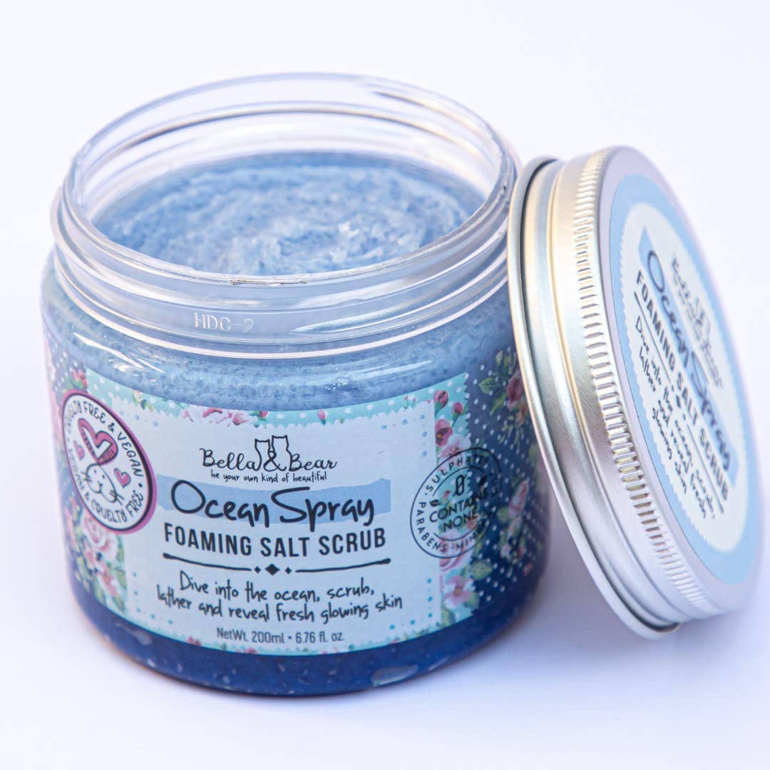 Bella & Bear Ocean Spray Scrub vegan-friendly formula icon on label
