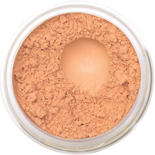 Bellaterra Mineral Foundation Latte compact demonstrates buildable coverage for a natural look.