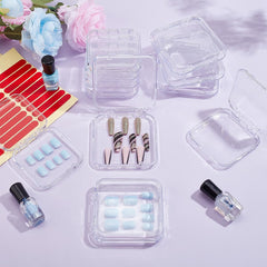 BENECREAT clear plastic material highlights lightweight, portable storage