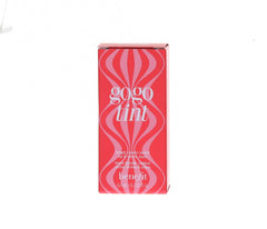 Benefit Gogo Tint doe-foot applicator applying precise lip and cheek tint