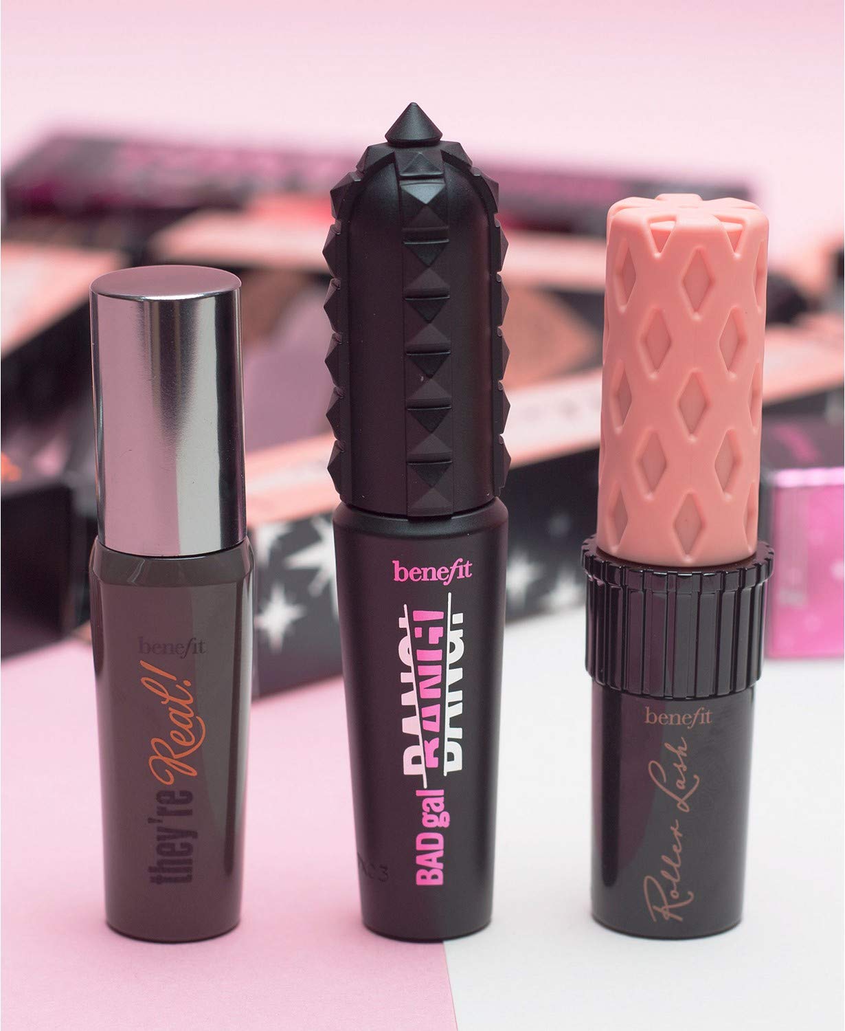 Benefit Lash Leader mini travel set showcases three best-sellers for versatile lash looks.