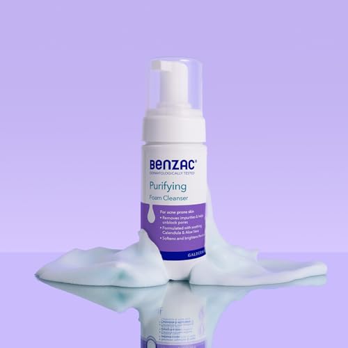 Benzac Daily Facial Foam Cleanser with calendula and aloe extract