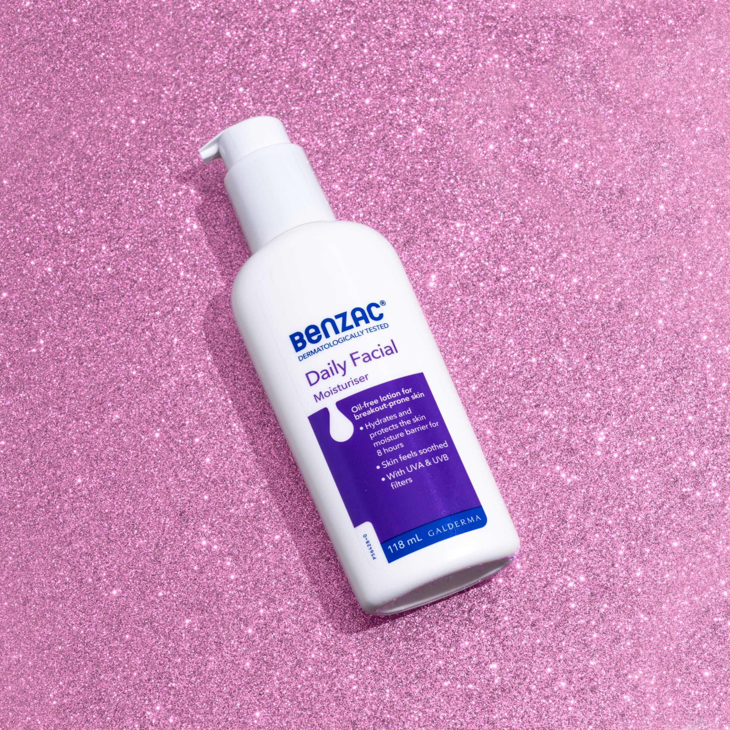 Benzac Daily Moisturiser with SPF UVA/UVB protection visible packaging