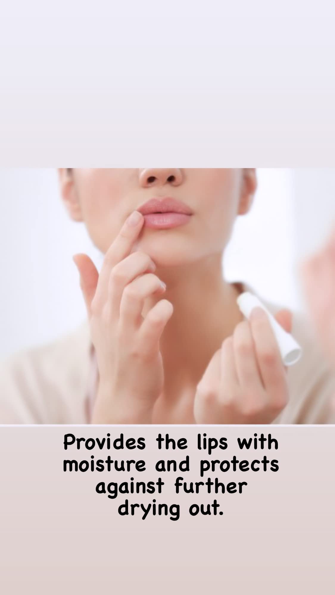 Bepanthol Lipstick with beeswax and lipids seals moisture