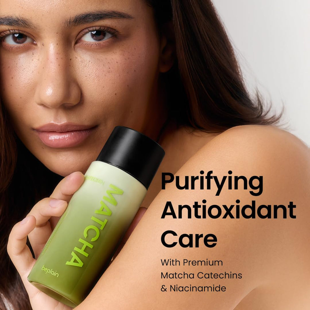 Beplain Matcha Catechin Essence hand-application demonstrates easy layering.