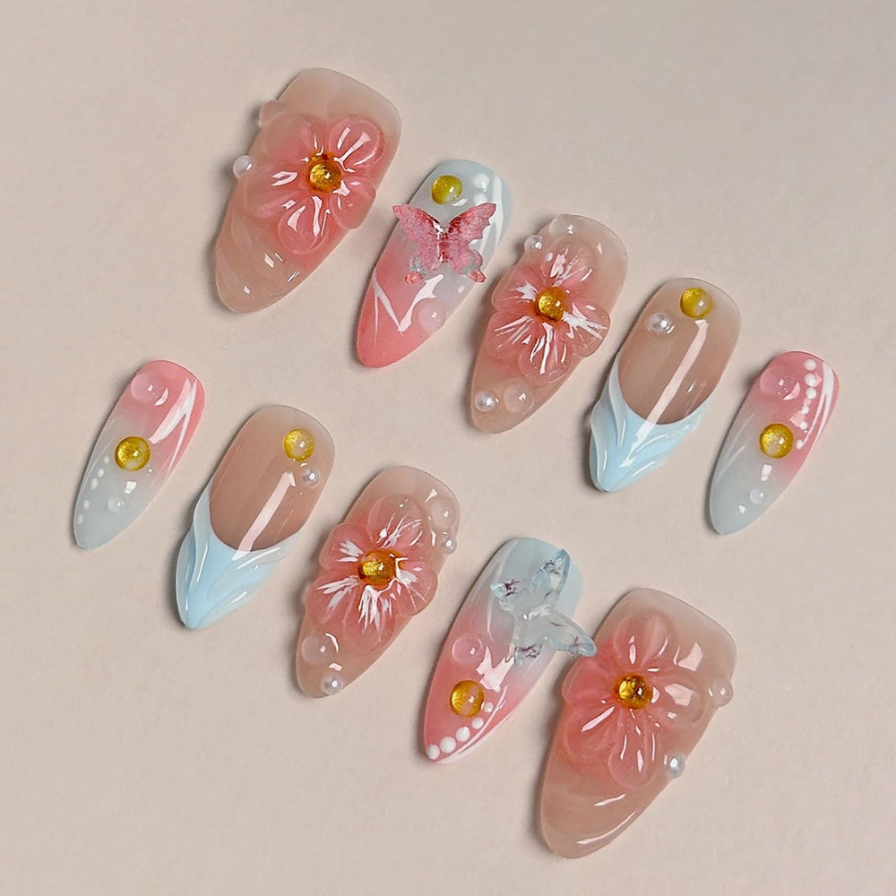 BHOOKA Easy peel-and-stick design enables a fast, mess-free manicure upgrade
