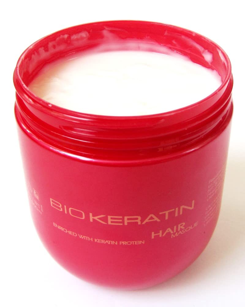 Bio PureOils masque texture close-up suggests rich hydration and smooth finish.
