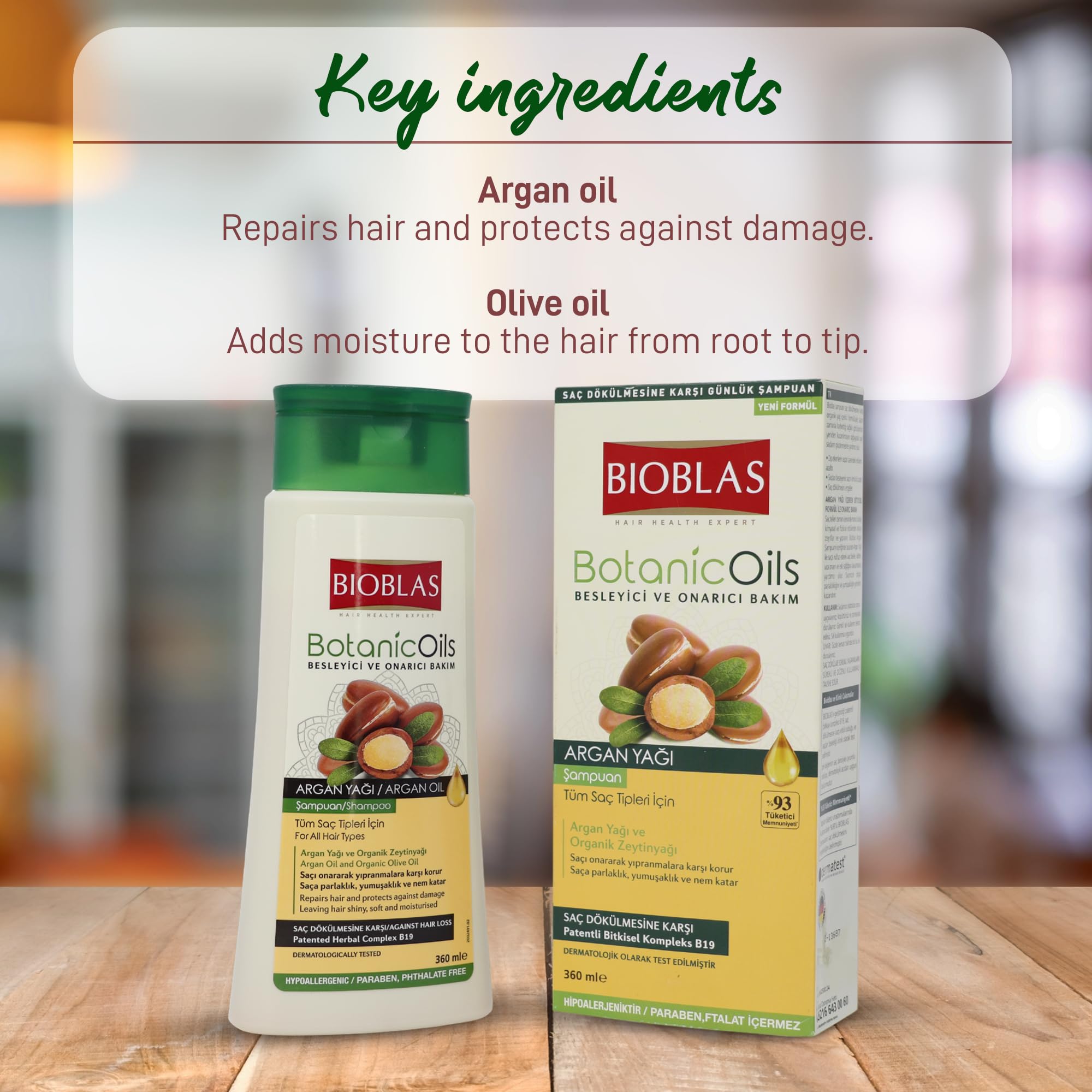 BIOBLAS Argan Oil & Organic Olive Oil Shampoo foamy lather demonstrates gentle cleansing for daily use.