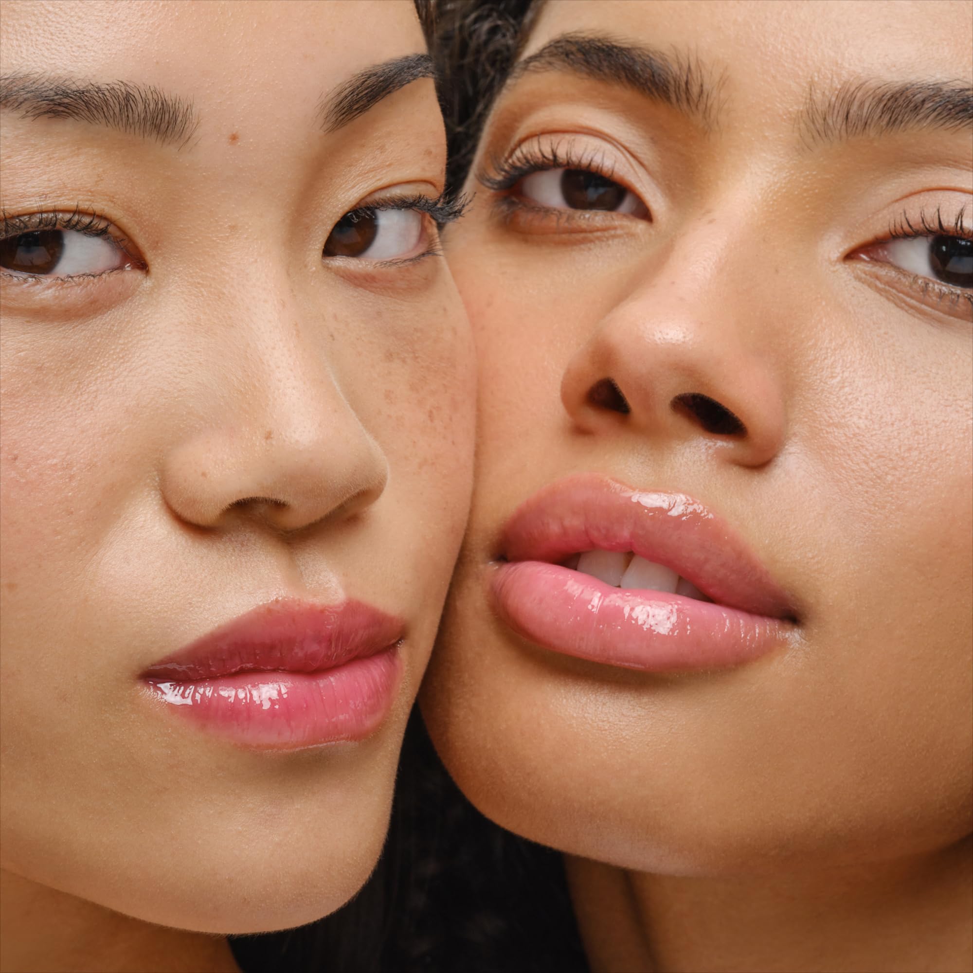 BIOSSANCE Pro-Peptide Lip Perfector on skin delivers a soft color and moisture.
