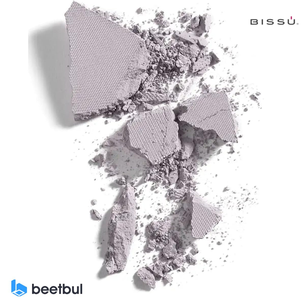 Bissú Highlighter swatch showing blendable, silky texture