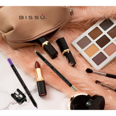 Bissú Tintaline Eyeliner smudge-proof design keeps lines intact in humidity.