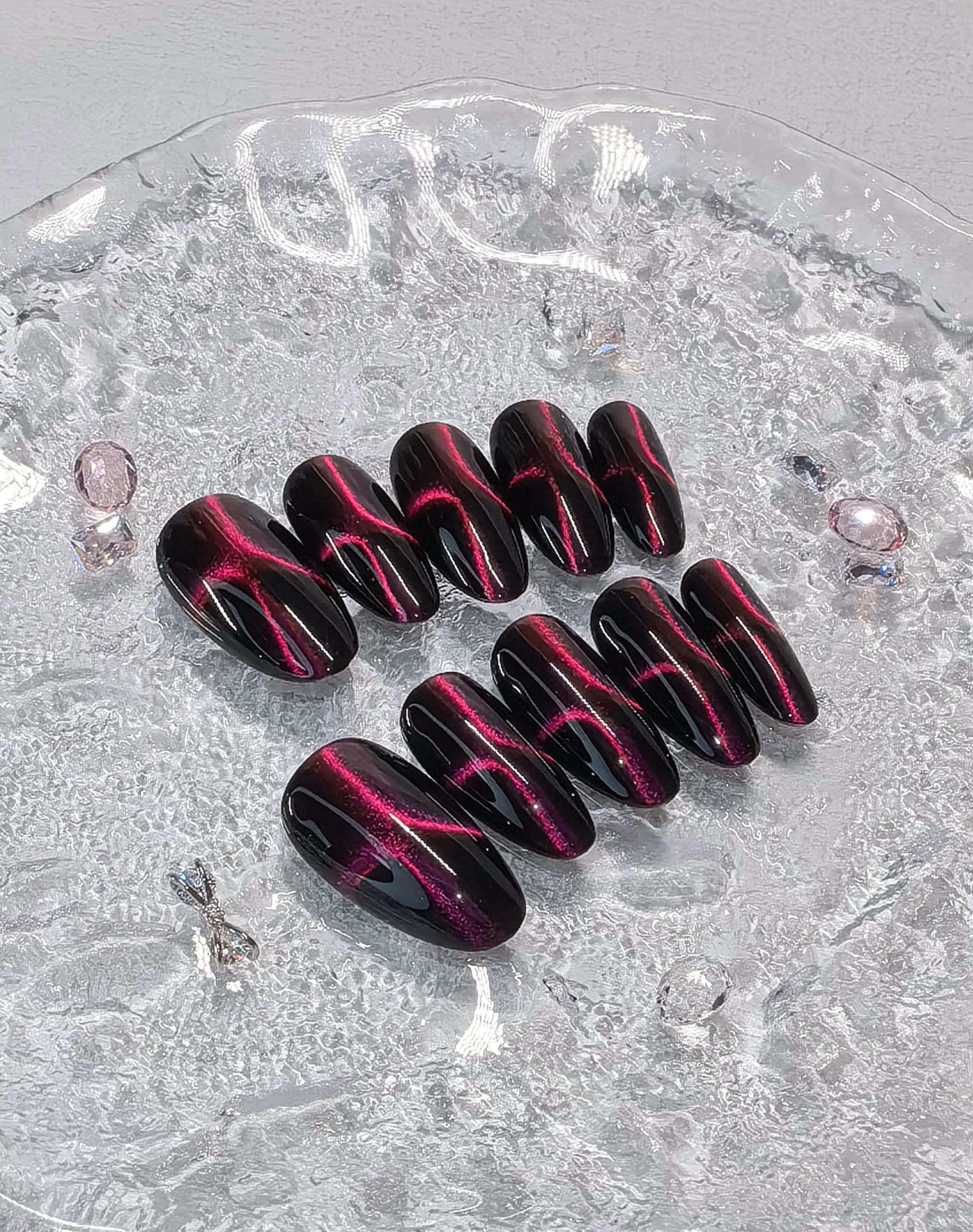 Black Double Pink Cat Eye Nails enhance manicures with a luxurious glossy finish.