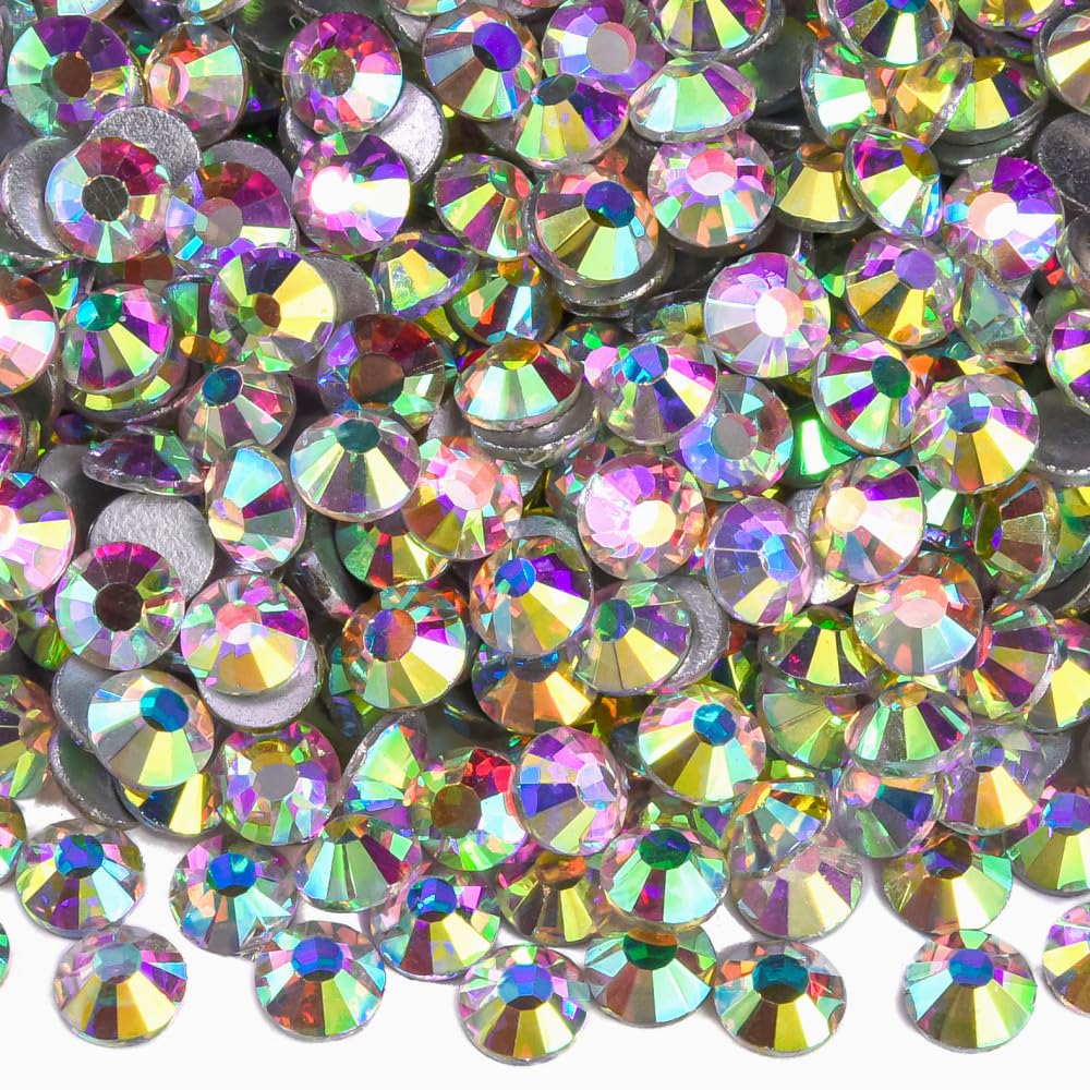 Blinginbox rhinestones on clothing embellishments with lasting shine