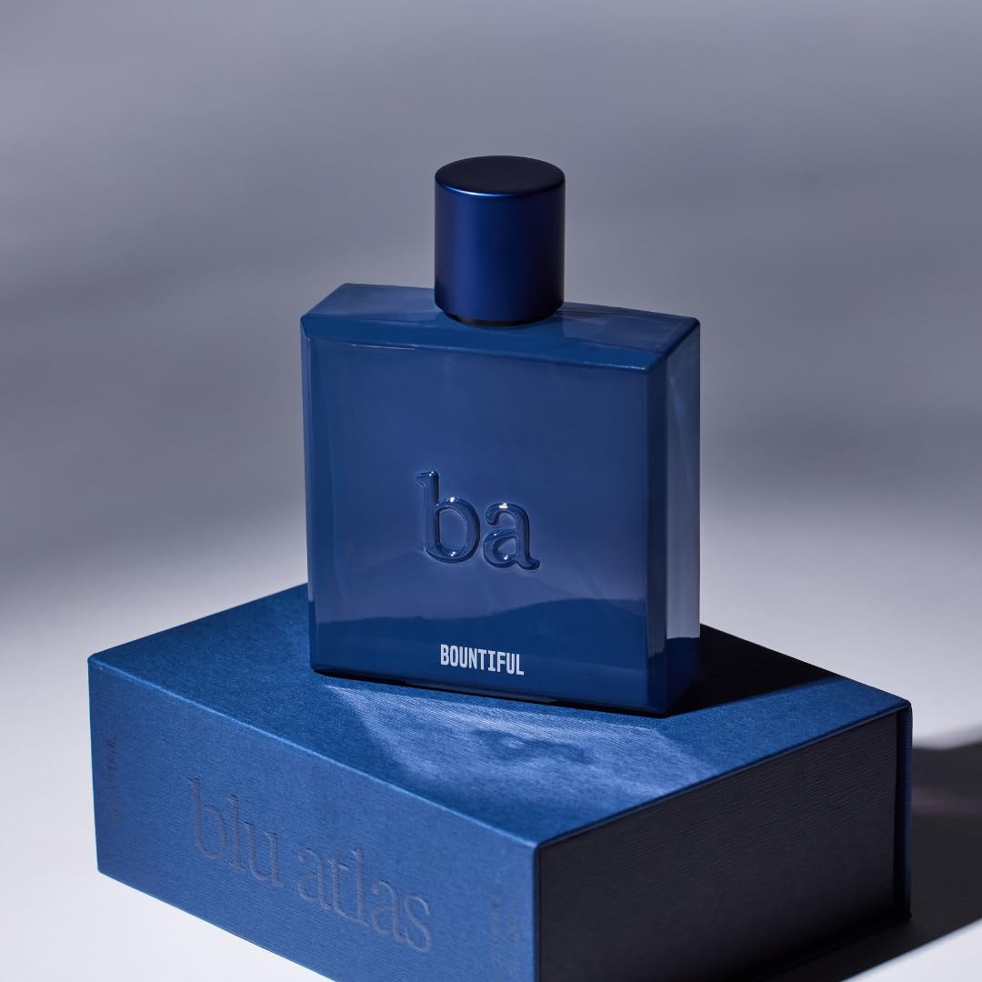Blu Atlas Bountiful top notes of bergamot and lemon for a bright opening.