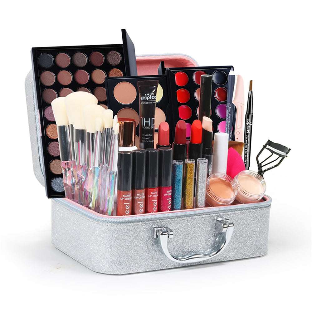 BONNIE CHOICE blush powder adds natural, radiant cheeks.
