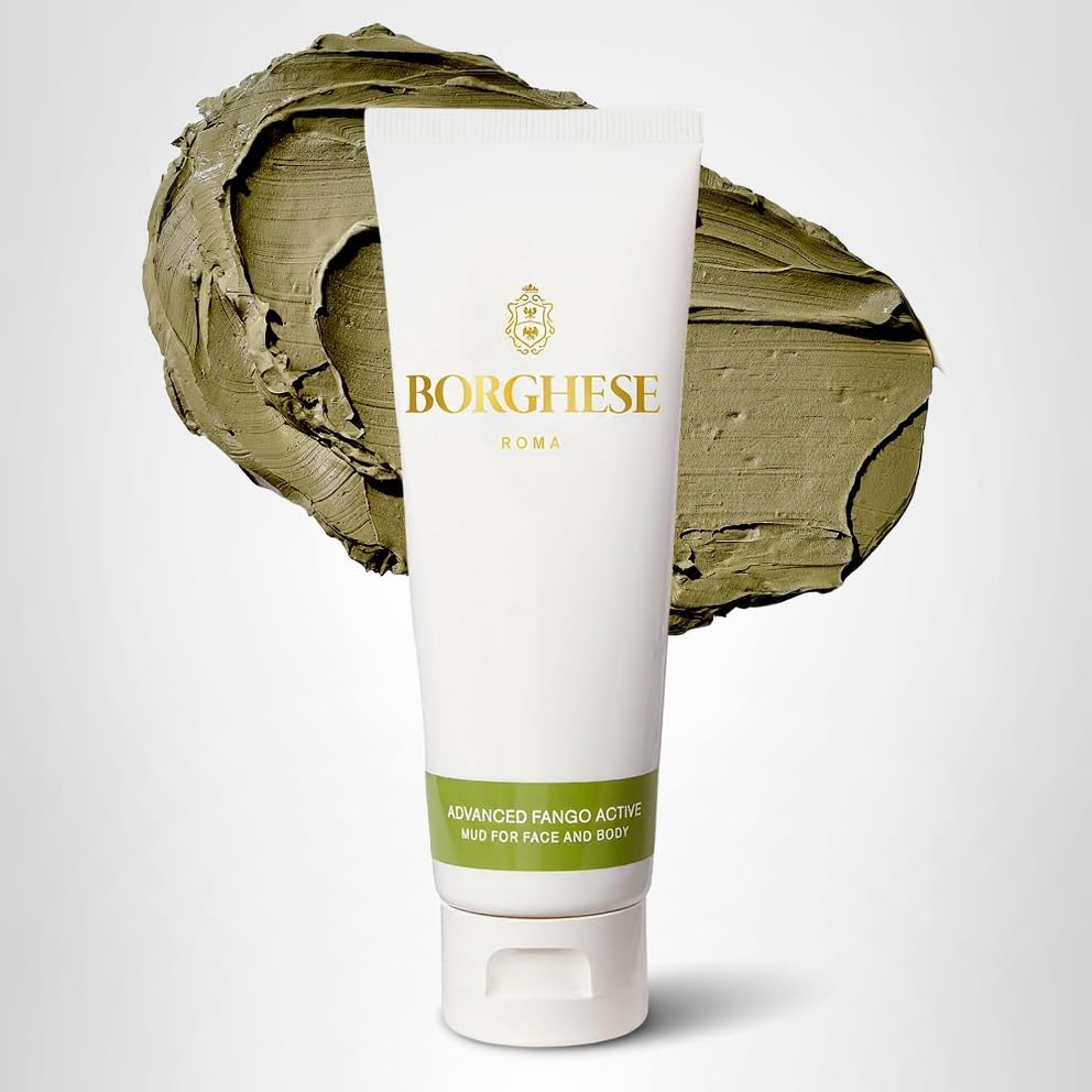 Lifestyle shot shows youthful glow after mask use