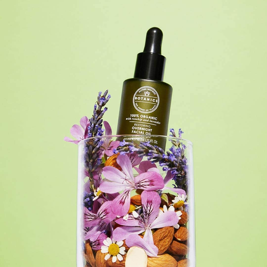 Rosehip oil-based formula indicating rich hydration for radiant skin