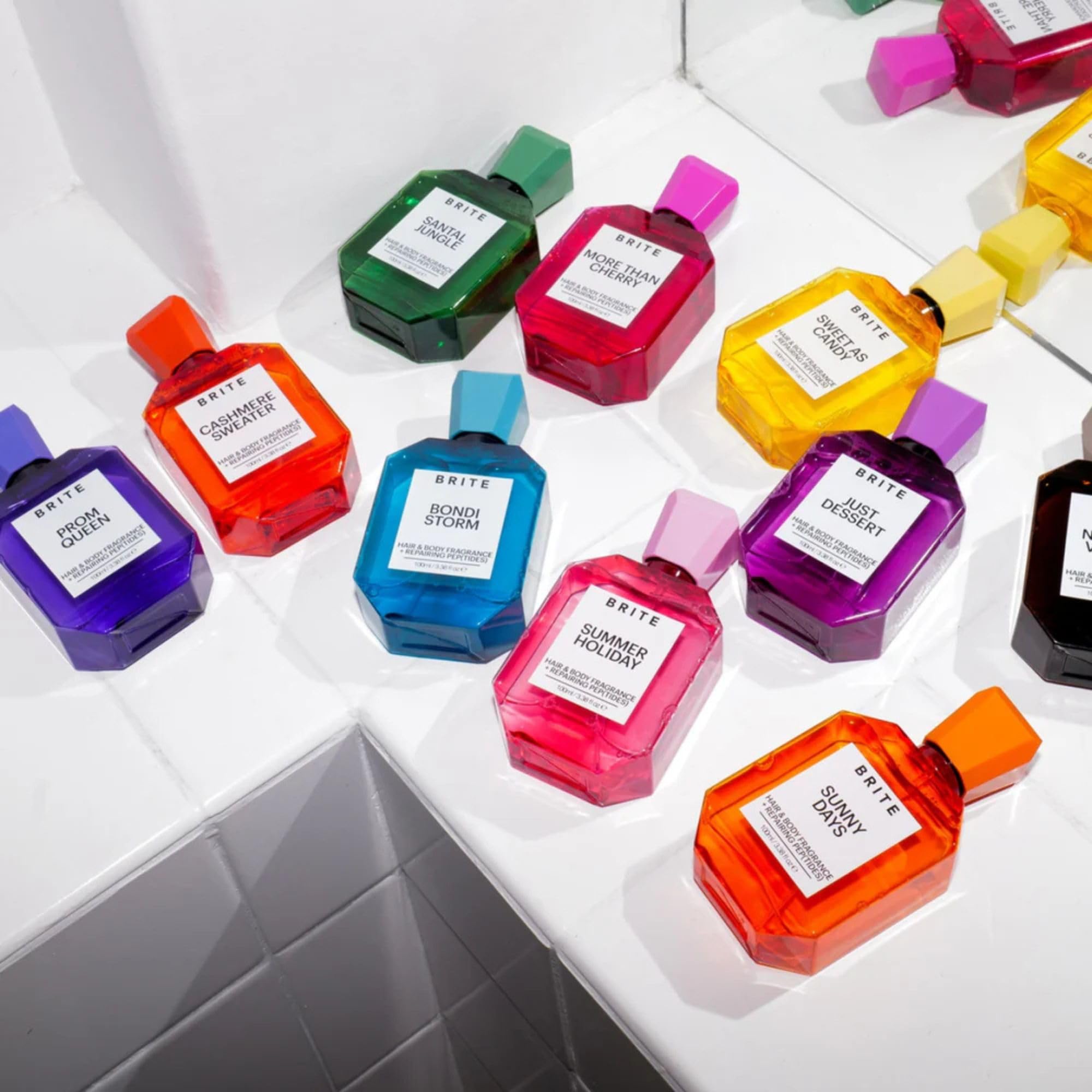 Brite fragrance suitable for all hair types and daily use.