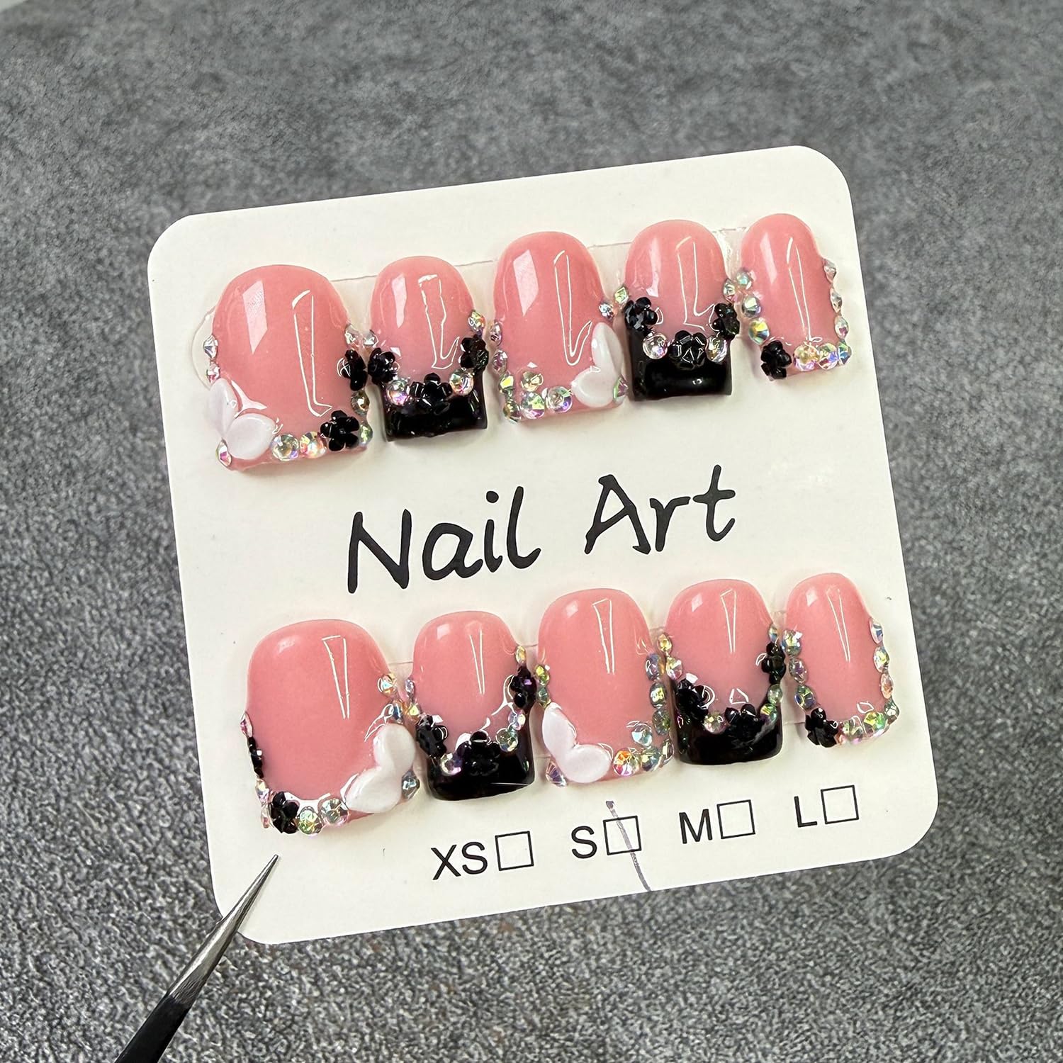 BRKYKGK 3D floral rhinestones detail on nails for stylish sparkle