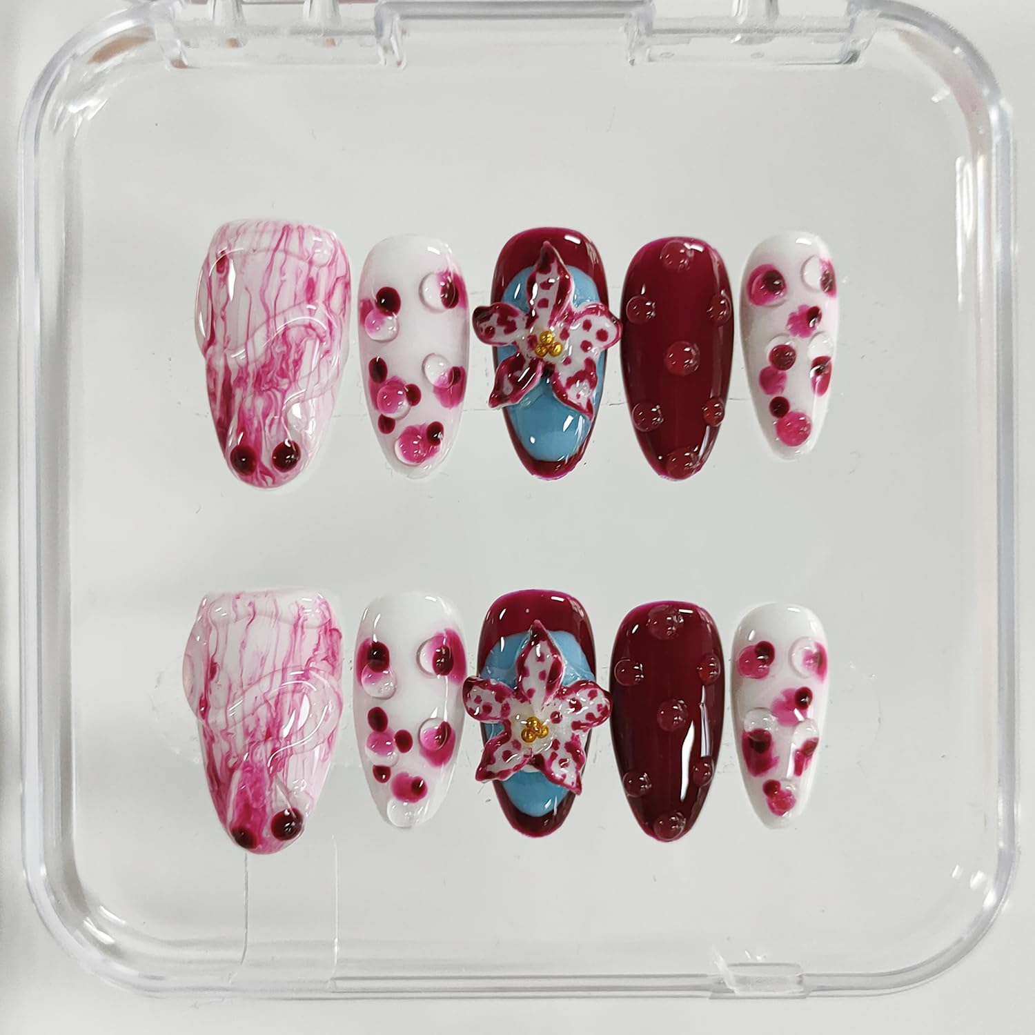 BRKYKGK easy application nails enable quick manicure without salon visits.