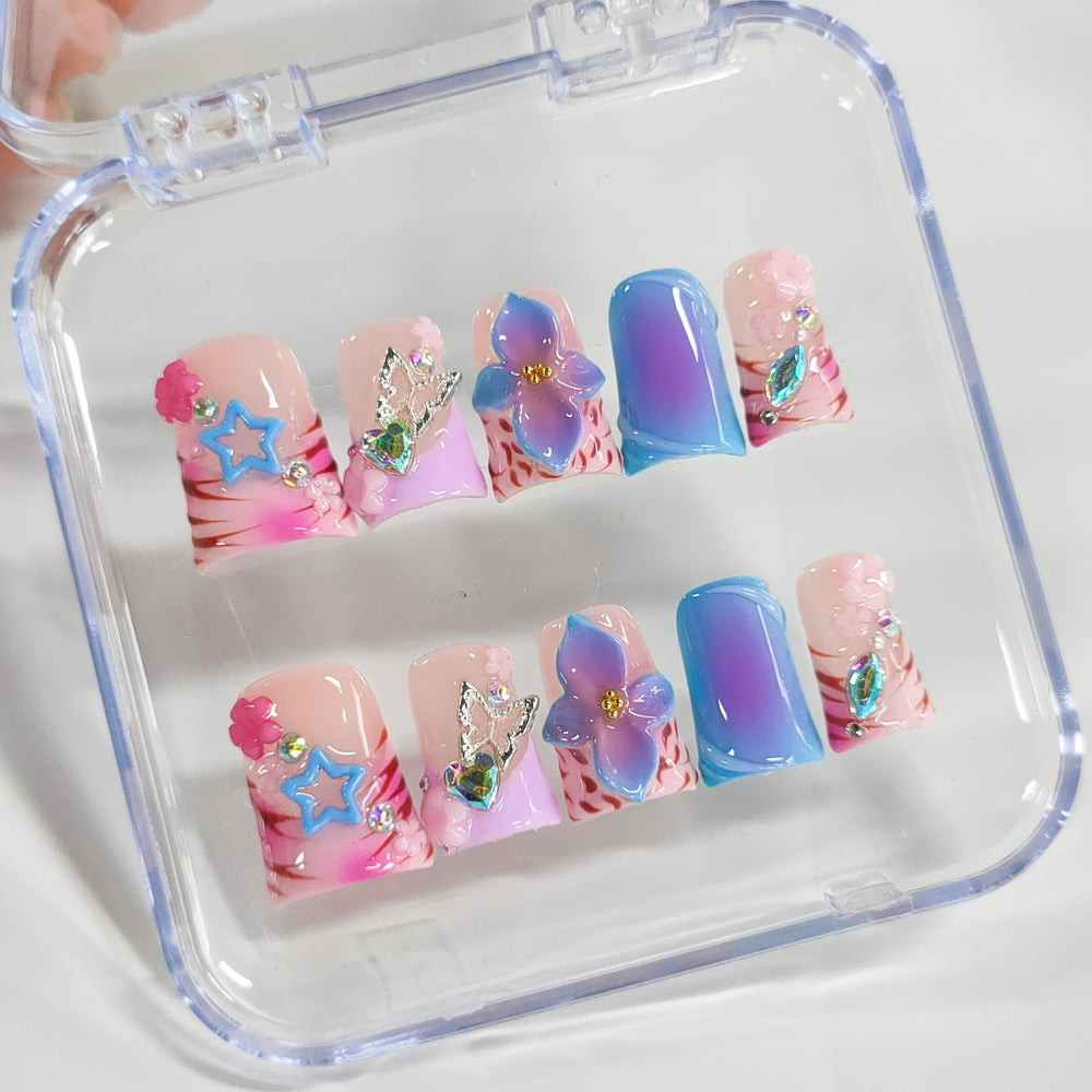 BRKYKGK flower design nails for soft, feminine style and versatility.