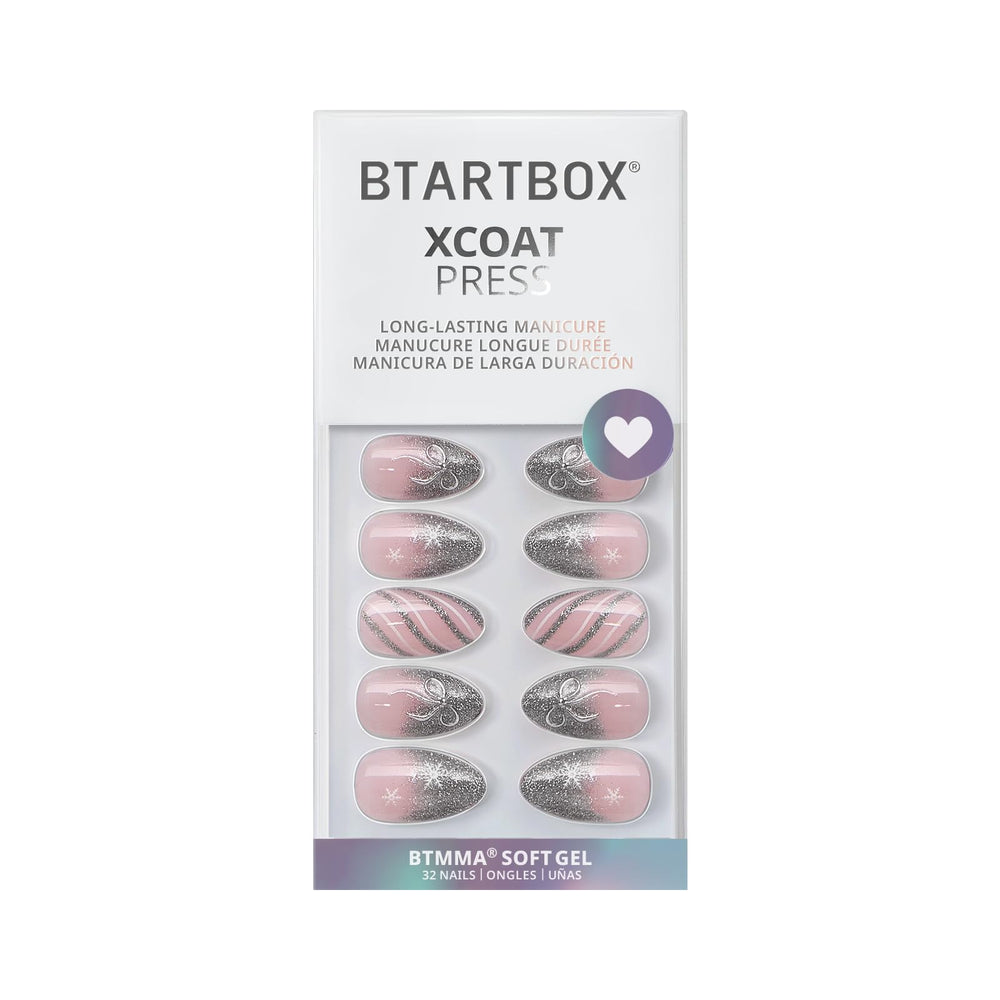BTArtbox everyday-use nails on hands during daily activities