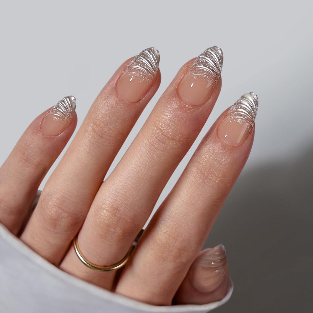 BTArtbox French Tip nails kit with 32 pieces for easy at-home manicures.