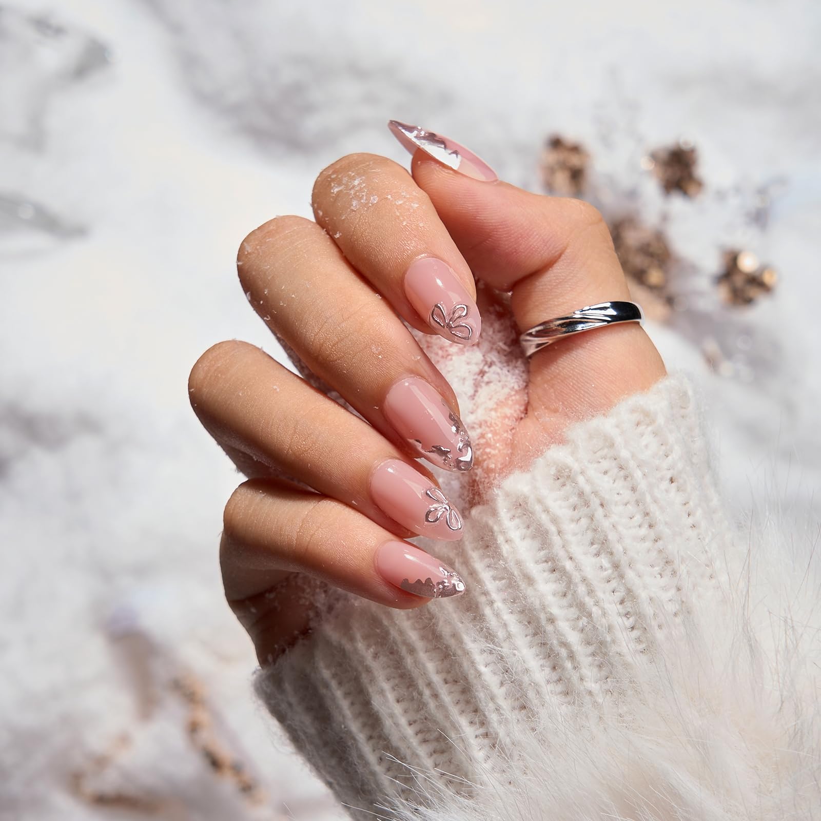 BTArtbox Frost Glam lamp-curable setup enables quick DIY manicure with UV/LED light
