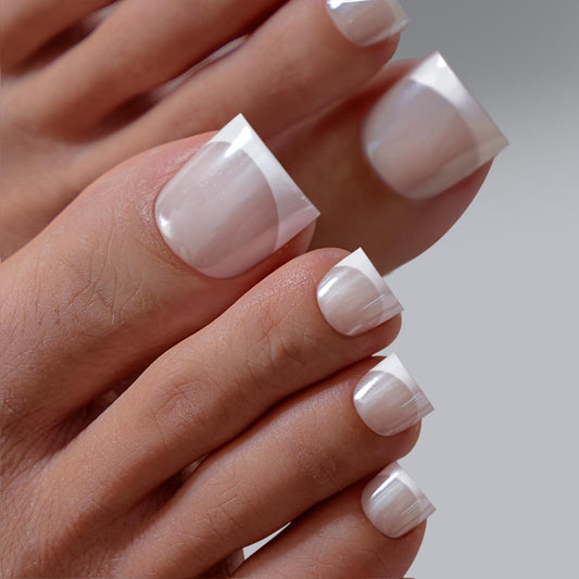 BTArtbox lamp-curable toenails in sharp square shape for long-lasting wear.