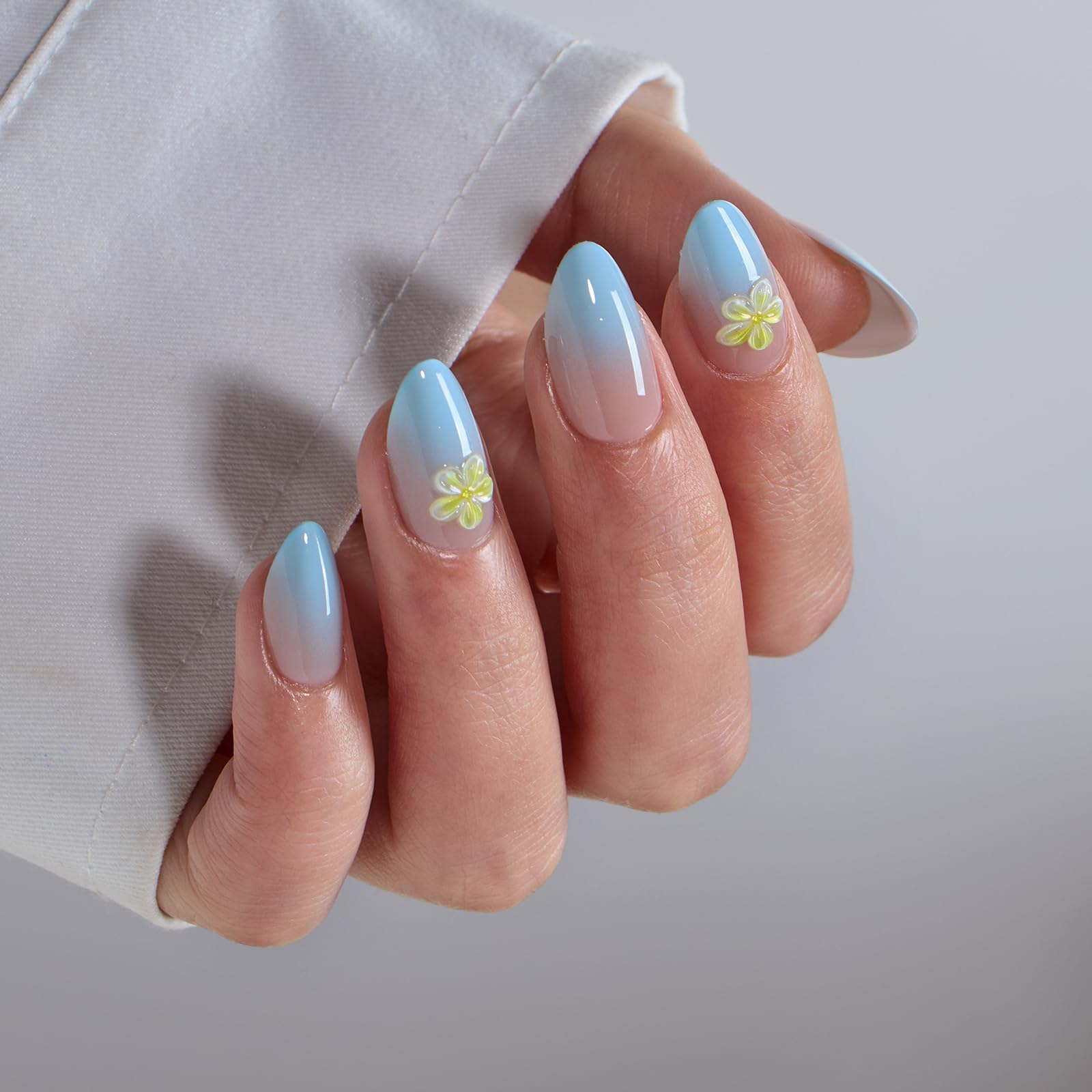 BTArtbox close-up of ombre flower nails highlighting color transition and chip-free finish