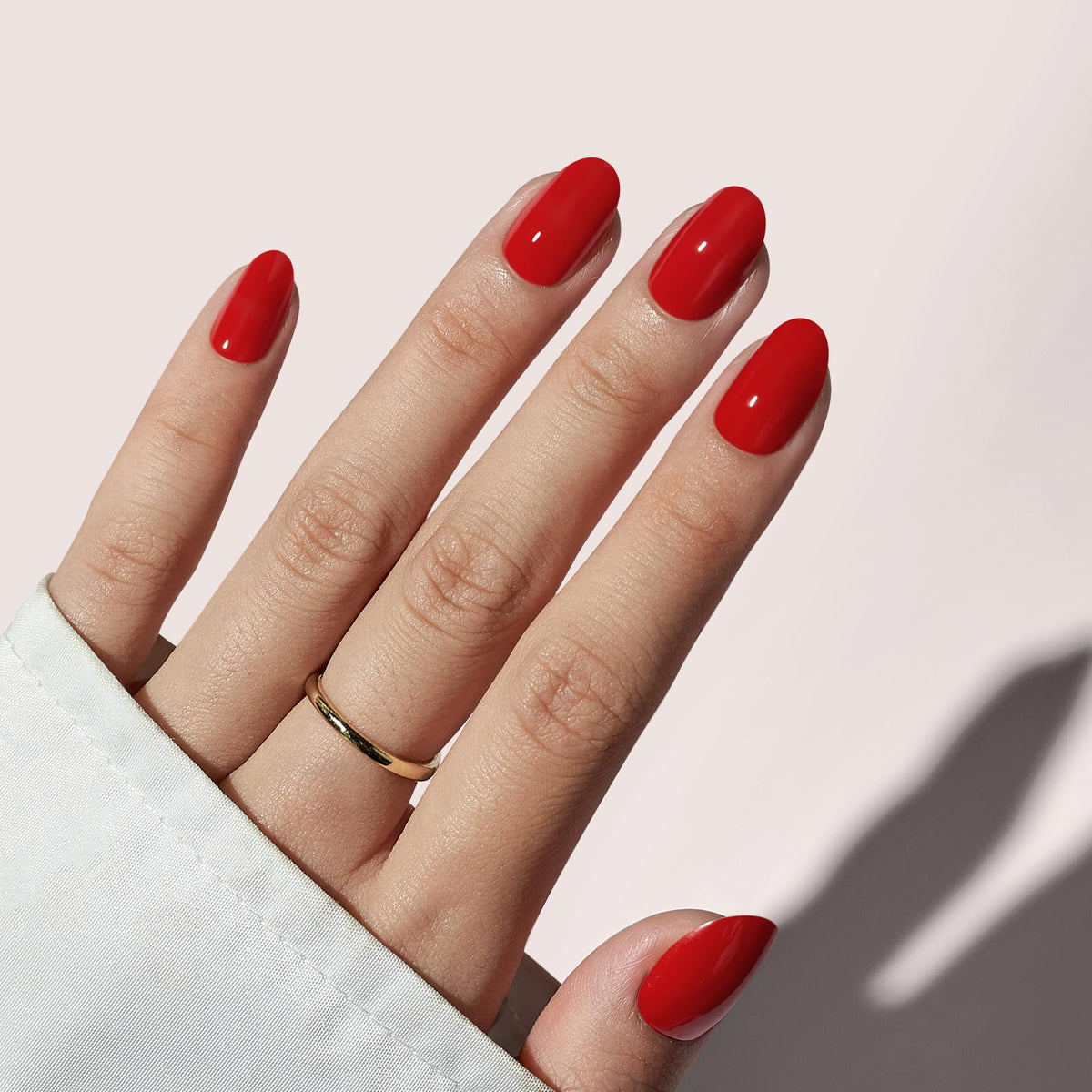BTArtbox red mulled wine press-on nails in a box for easy storage and sizing
